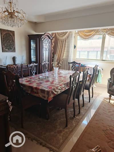 2 Bedroom Apartment for Sale in Camp Caesar, Alexandria - شقه للبيع في كامب شيزار ش ممفيس بالقرب من كلية الهندسة