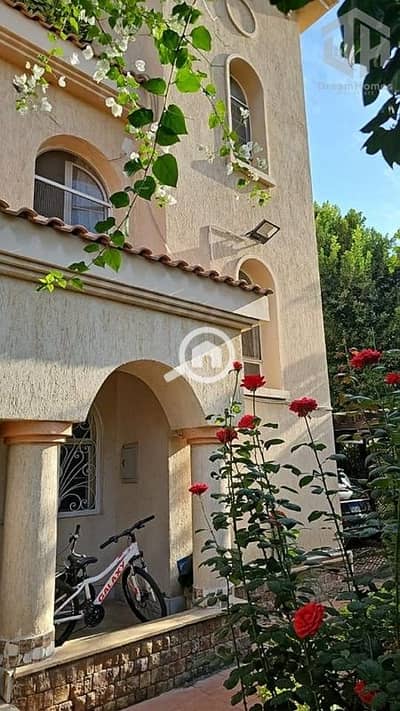 3 Bedroom Twin House for Sale in Madinaty, Cairo - فيللا توين هاوس للبيع بمدينتي نموذج H بسعر لقطع لسرعه البيع فيو جاردن