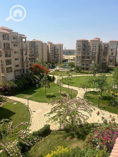3 Bedroom Apartment for Sale in Madinaty, Cairo - شقه ١٧٥م للبيع بمدينتي فيو جاردن بسعر مناسب للسوق قريبه للخدمات