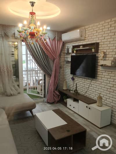 2 Bedroom Flat for Rent in Madinaty, Cairo - شقه 96م ارضي بحديقه ايجار مفروش بمدينتي فيو جاردن فرش ممتاز