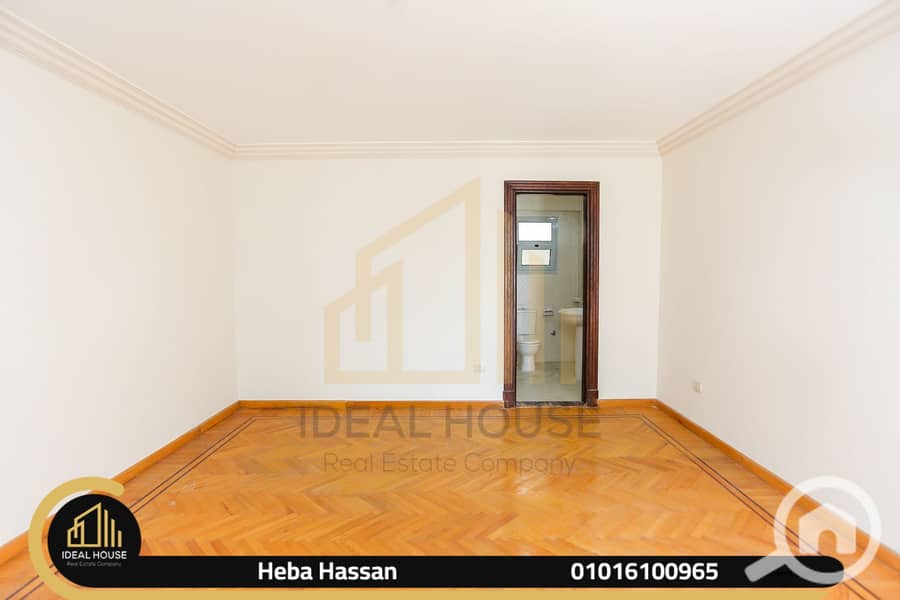 10 3G0A0247. png