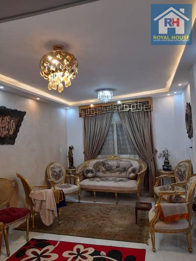 2 Bedroom Apartment for Sale in Gesr Al Suez, Cairo - شقه 125م للتمليك قريبه من جامع الفتح شارع حامد باشا فهمي من جسر السويس