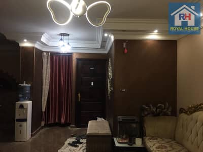 3 Bedroom Apartment for Sale in Ain Shams, Cairo - شقه 130م للتمليك ميدان النعام القديم بجوار الفرجاني واخشاب البلطي