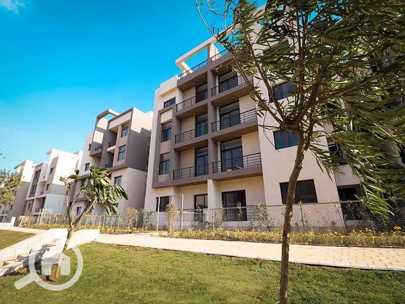 3 المراسم-فيفث-سكوير-التجمع-الخامس. jpg