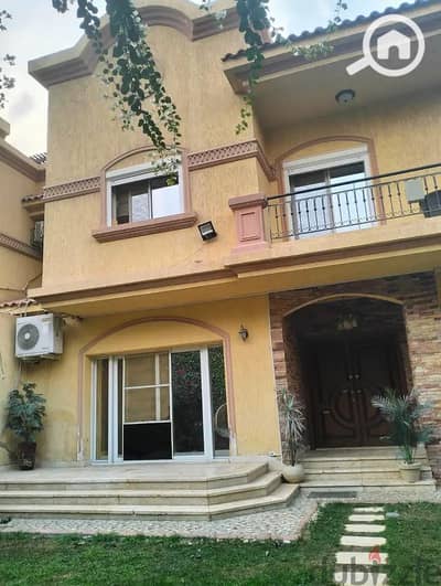 4 Bedroom Twin House for Sale in New Cairo, Cairo - Prestigious villa for sale in Al Rehab – great opportunity price, special finishing, and prime location