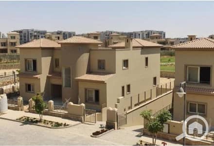 5 Bedroom Villa for Sale in New Cairo, Cairo - 3036c38d-2be6-49b5-8ee9-14fc35ec1e6f. jpg