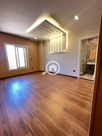 3 Bedroom Flat for Sale in Sheikh Zayed, Giza - IMG_0872. jpeg