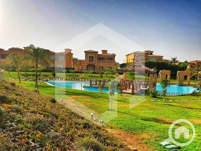 4 Bedroom Villa for Sale in Sheikh Zayed, Giza - Royal Meadows 3. jpg
