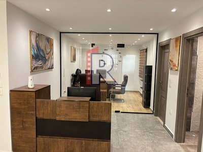 Office for Rent in Zahraa Al Maadi, Cairo - مقر اداري للإيجار مفروش ومكييف المعراج السفلي