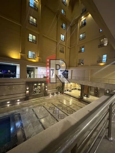 Office for Rent in Zahraa Al Maadi, Cairo - مقر اداري للإيجار ف شارع كارفور الرائسي زهراء المعادي