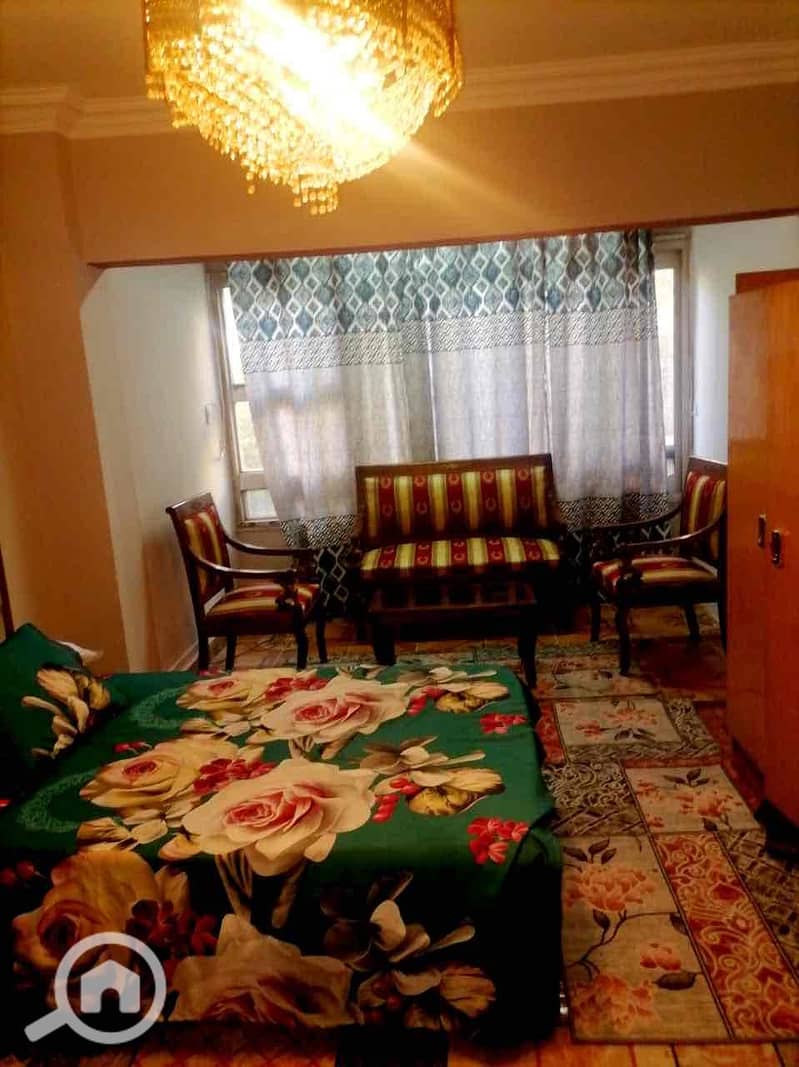 10 52de65db-3d55-41e3-bdf6-e29bfacb5494. jpg
