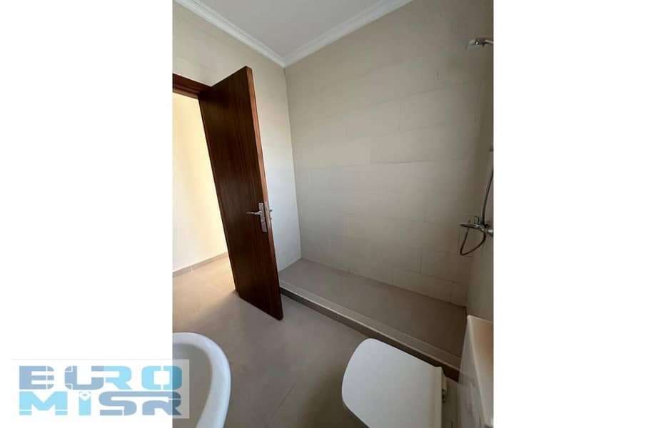 12 bb1fdd28-f70d-4ace-9deb-edc64f4b0312. jfif. jpg
