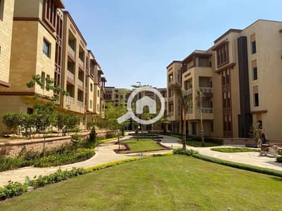 3 Bedroom Flat for Sale in 6th of October, Giza - c4db074d-7faf-4031-a12a-1a24ad5554f7. jpg