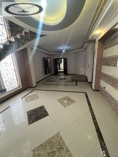 6 Bedroom Duplex for Rent in New Cairo, Cairo - 479a9b43-6107-4cc3-9f04-822b6150a879. jpg