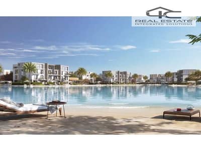 4 Bedroom Penthouse for Sale in North Coast, Matruh - Silver 5. jpg