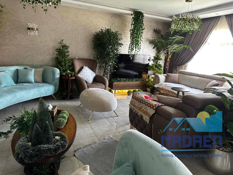 2 8e7ce94a-8aed-465e-bf16-82eb5b930fd6. jpg