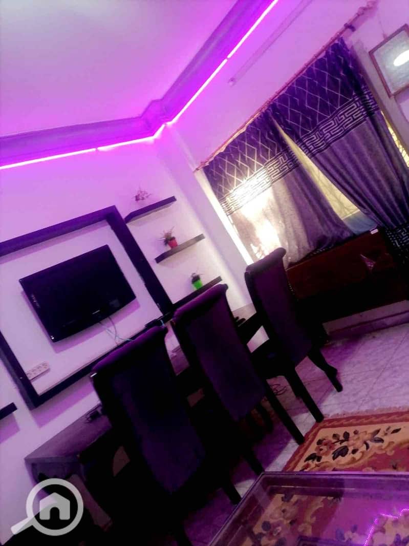 3 eed63376-bd7d-46c7-8b16-4ebee40fa199. jpg