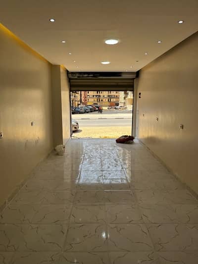 Retail for Rent in Nasr City, Cairo - محل للإيجار على شارع الخمسين الرئيسى