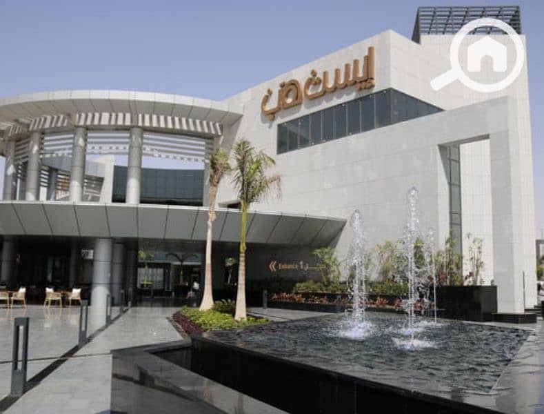 محل للبيع في مدينتي إيست هب