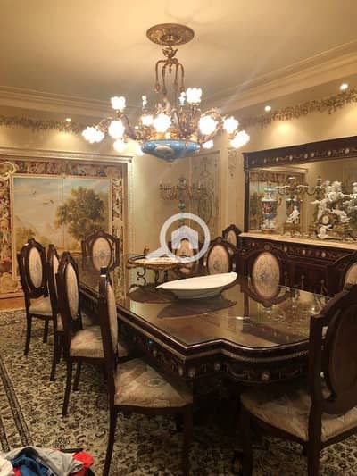5 Bedroom Flat for Sale in San Stefano, Alexandria - شقة للبيع 600م بحر مباشر( عمارة النحاس)وجراج سيارتين