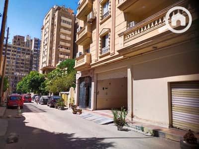 محلات تجارية  للبيع في كفر عبدو، الإسكندرية - محل 110 متر للبيع بارقى موقع بكفر عبدو يصلح كافيه ومطعم ولجميع الأغراض