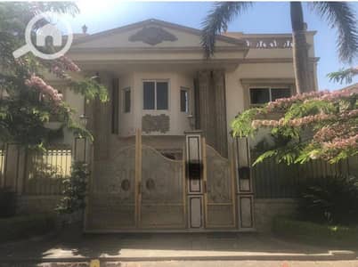 5 Bedroom Villa for Sale in Sheikh Zayed, Giza - قصر فاخر للبيع لعظيم 1068 متر بالفرش والأجهزة برويال سيتي الشيخ زايد
