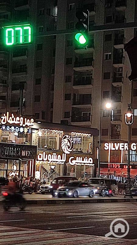 شقة 115 متر للبيع بالعصافرة أمام فندق الوردة البيضاء تصلح لجميع أغراض