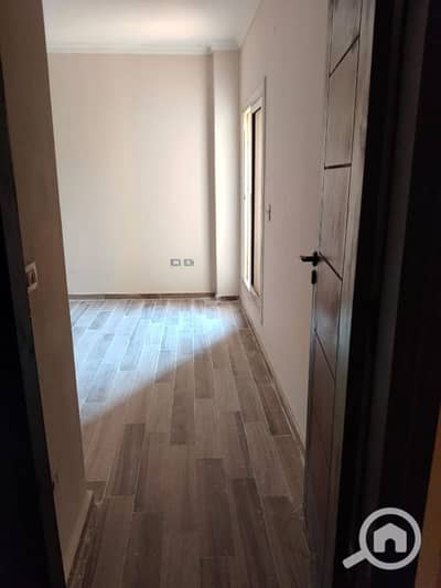 3 Bedroom Flat for Rent in Shorouk City, Cairo - للايجار شقه 170م في كمبوند وصال ريزيدنس