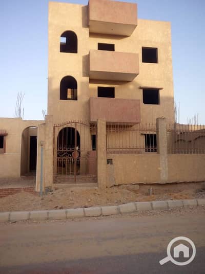 6 Bedroom Townhouse for Sale in 6th of October, Giza - فيلا تاون هاوس 150 م للبيع في منطقه الخامسه ابنى بيتك اكتوبر