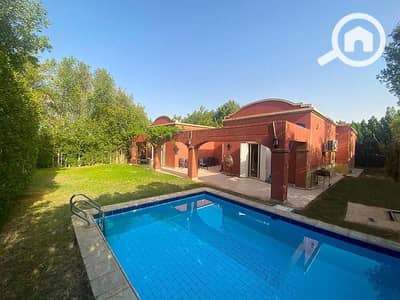 4 Bedroom Villa for Sale in Sheikh Zayed, Giza - فيلا متشطبه للبيع في جولف السليمانيه الشيخ زايد