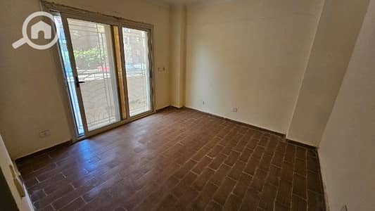 2 Bedroom Flat for Sale in New Cairo, Cairo - شقه لقطه فى دار مصر القرنفل جانب الرحاب