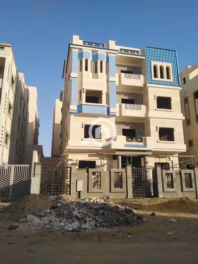 أرض سكنية  للبيع في القاهرة الجديدة، القاهرة - عمارة بالاندلس ٢ سعر لقطة استلام فوري