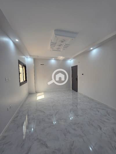 فلیٹ 3 غرف نوم للبيع في القاهرة الجديدة، القاهرة - شقة للبيع فى البنفسج عمارات فيو حديقة