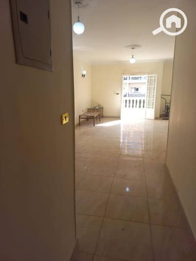 4 Bedroom Flat for Rent in New Cairo, Cairo - شقة للايجار ف النرجس عمارات