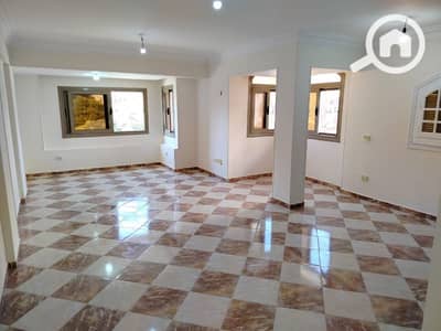 3 Bedroom Apartment for Rent in New Cairo, Cairo - شقة للايجار بالحى الرابع التجمع الخامس