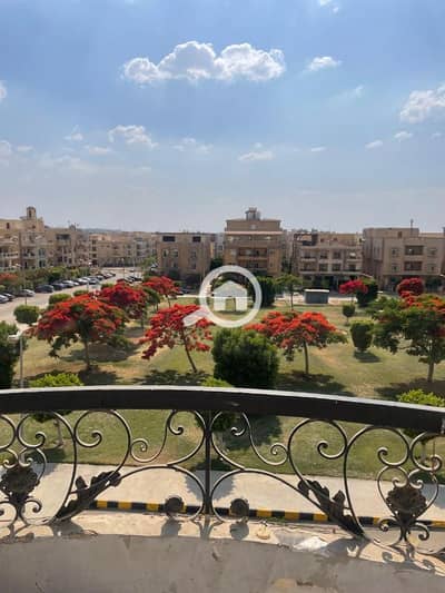 3 Bedroom Flat for Rent in New Cairo, Cairo - روف للايجار فيو حديقة بجنوب الاكاديمية