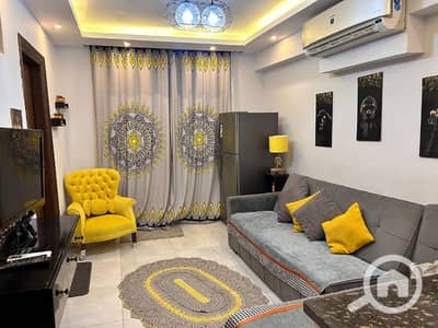 2 Bedroom Chalet for Rent in North Coast, Matruh - شاليه غرفتين بورتو جولف مارينا