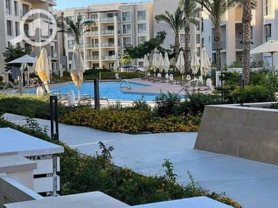 2 Bedroom Chalet for Rent in North Coast, Matruh - شاليه ارضي بحديقه مارينا مراسي علي حمام السباحه مباشره Marina MARASSI