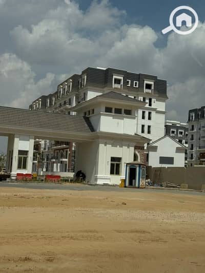 4 Bedroom Townhouse for Sale in 6th of October, Giza - IMG-20250821-WA0058. jpg