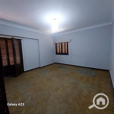 3 Bedroom Flat for Rent in Heliopolis, Cairo - شقه سوبر لوكس من المرغني علي مربع حديقه