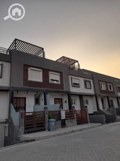 4 Bedroom Townhouse for Sale in Hadayek October, Giza - WhatsApp Image 2025-08-21 at 3.07. 44 PM (1). jpeg