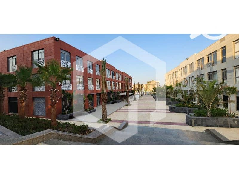 3 The Courtyard Dorra 1. jpg