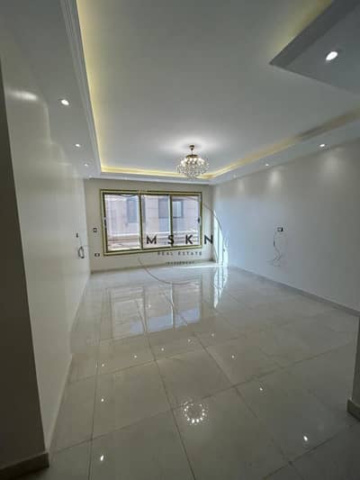 3 Bedroom Flat for Sale in New Cairo, Cairo - d732ce2f-ed1b-431d-89d8-eb8391a9b2f9. JPG