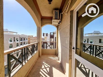 2 Bedroom Apartment for Sale in Hurghada, Red Sea - Spacious Two-Bedroom Apartment in the El Kawther District