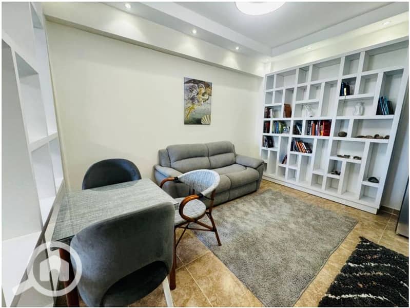 Stylish 1-bedroom apartment in Florenza Khamsin