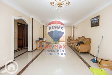 3 Bedroom Flat for Sale in Moharam Bik, Alexandria - 1. jpg