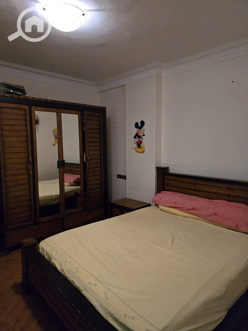 10 e9bacbd8-c9a0-42d4-8107-09b9b835d164. jpg