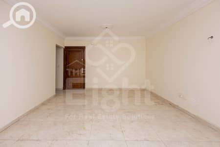 3 Bedroom Flat for Sale in Seyouf, Alexandria - (1) IMG_3111. jpg