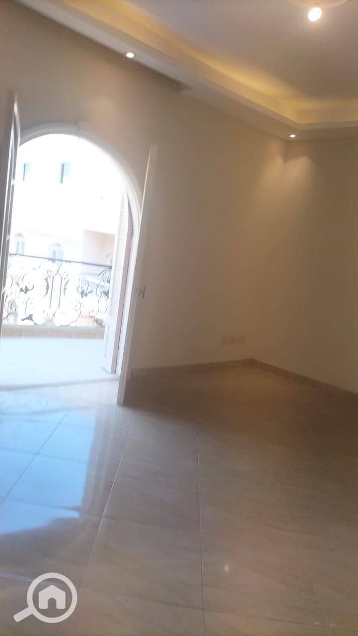 12 WhatsApp Image 2025-08-22 at 9.43. 11 PM. jpeg