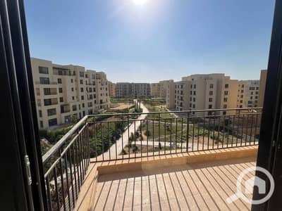 4 Bedroom Apartment for Sale in 6th of October, Giza - 505204307_707835645497439_7559539266487133122_n. jpg